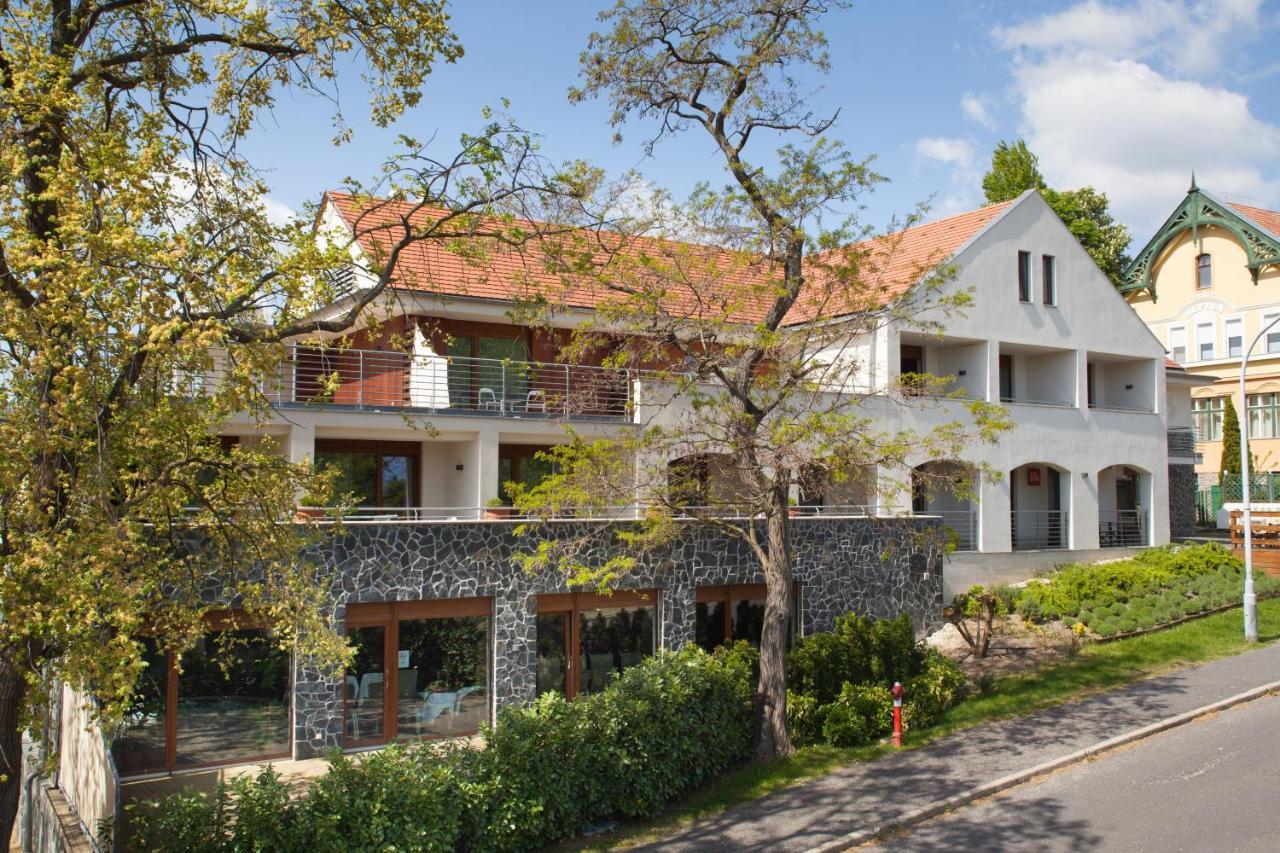 Hotel Bonvino Badacsony Badacsonytomaj Exterior photo